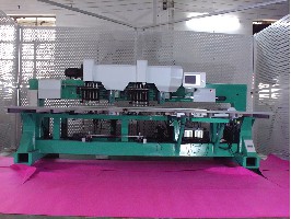 冲孔缝制一体机