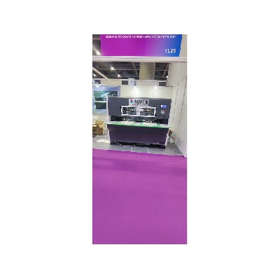 高速皮革数控冲孔机